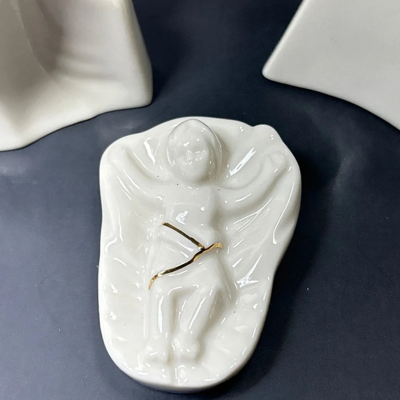 Mikasa nativity porcelain and gold tone - Picture 4 of 10